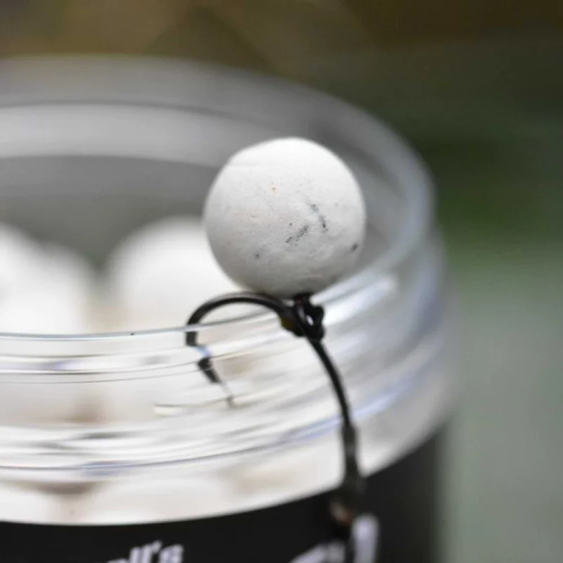 Плуващи топчета DYNAMITE BAITS Ian Russells Pop-Ups Supa Stench 12mm