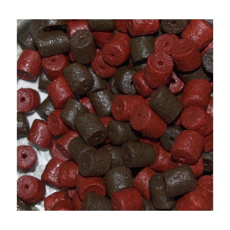 Пробити пелети DYNAMITE BAITS Pre Drilled Pellets 8mm