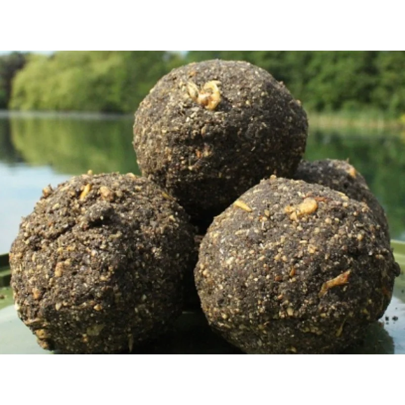 Захранка DYNAMITE BAITS Grubby Insect Carpet Feed 2kg