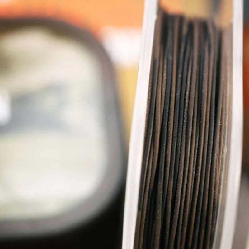 Плетено влакно за повод ESP Tungsten Loaded 20lb Camo Brown - Semi Stiff