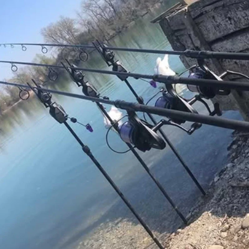 Телескопично колче FOX Black Label Bankstick 24inch