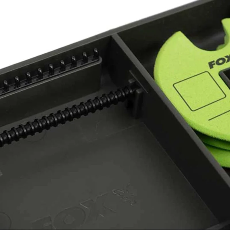 Класьор FOX Edges Large Rig and Disc Box Inc 50 pins/7discs