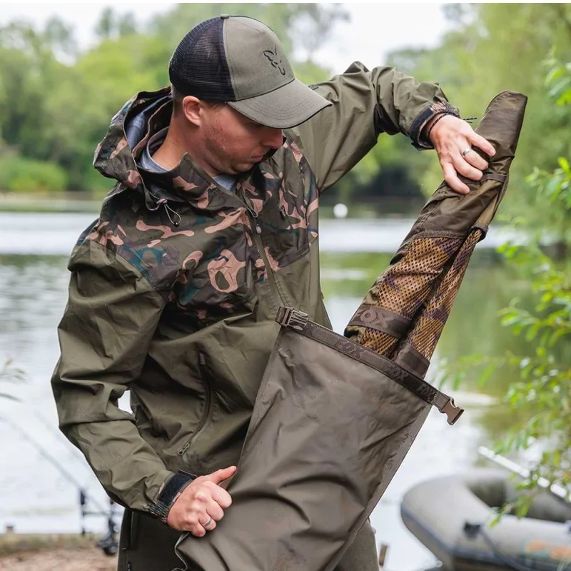 Калъф за кеп FOX Welded Stink Bag XL