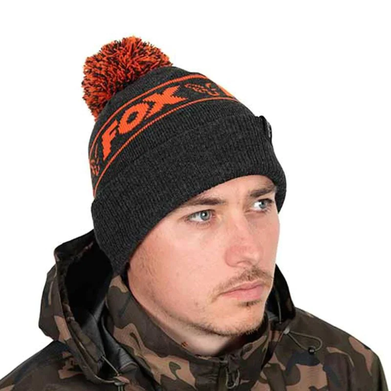 Зимна шапка FOX Collection Bobbles - Black and Orange
