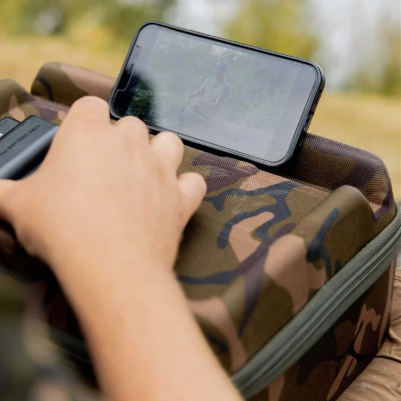 Чанта за аксесоари FOX Camolite Gadget Safe Deluxe