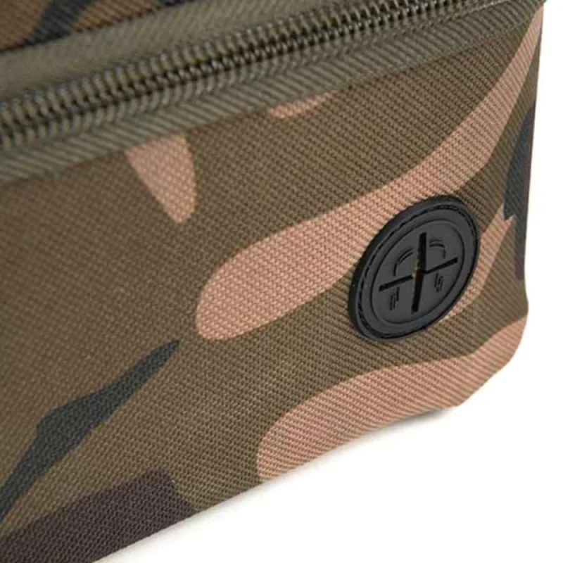 Чанта за аксесоари FOX Camolite Gadget Safe Deluxe