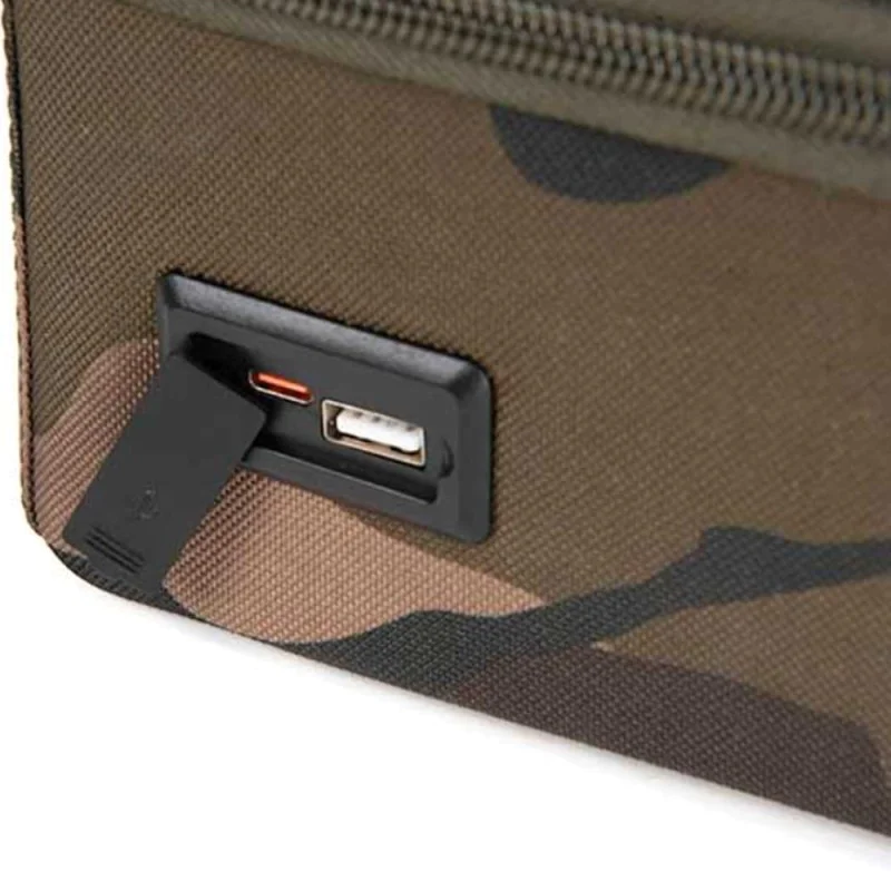 Чанта за аксесоари FOX Camolite Gadget Safe Deluxe