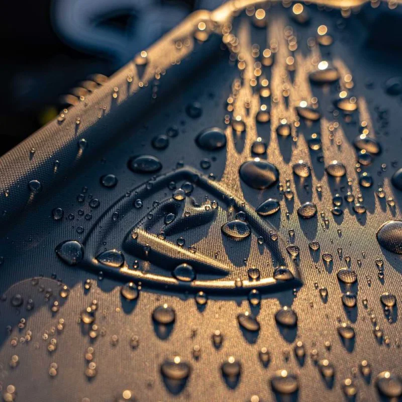 Чанта за аксесоари FOX RAGE Medium Camo Welded Bag