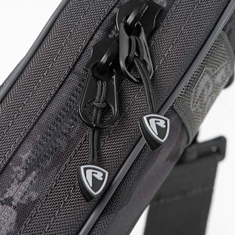 Твърд калъф FOX RAGE Voyager Hard Rod Sleeve Single 1.3m