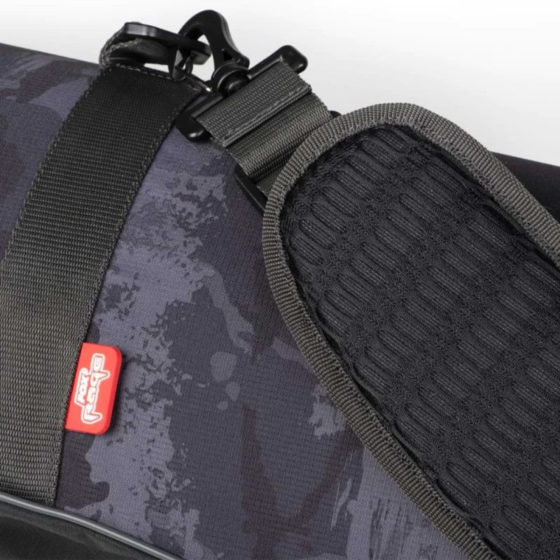 Твърд калъф FOX RAGE Voyager Hard Rod Sleeve Triple 1.3m