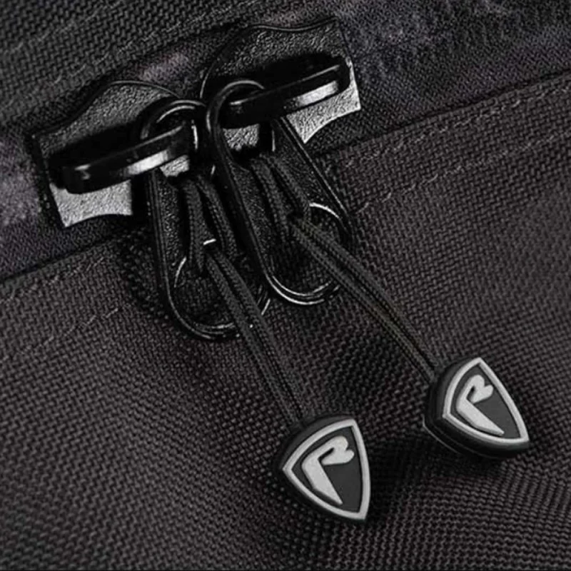 Твърд калъф FOX RAGE Voyager Hard Rod Sleeve Triple 1.3m