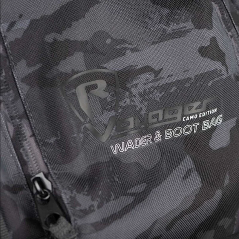 Чанта за ботуши FOX RAGE Voyager Camo Wader And Boot Bag