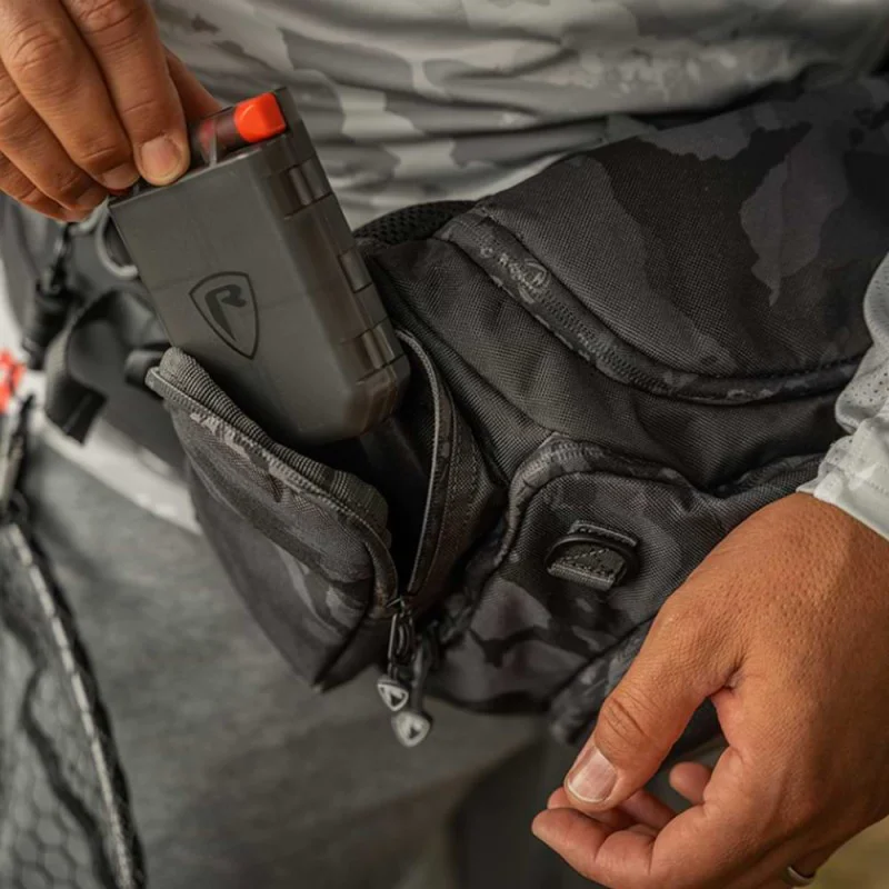 Чанта FOX RAGE Voyager Camo Belt Bag