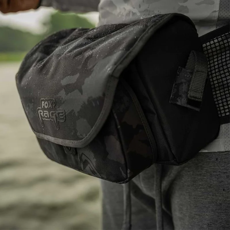Чанта FOX RAGЕ Voyager Camo Belt Carryall