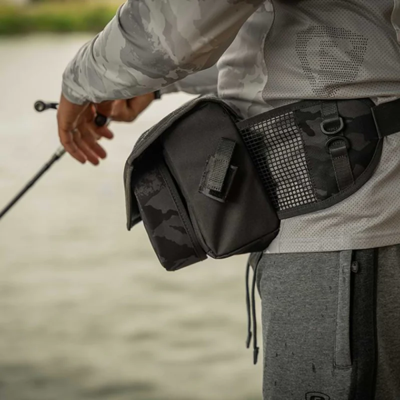 Чанта FOX RAGЕ Voyager Camo Belt Carryall