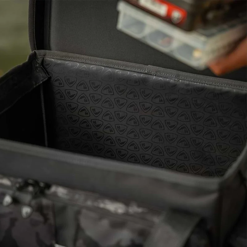 Сак FOX RAGЕ Voyager Camo Moulded XL Carryall