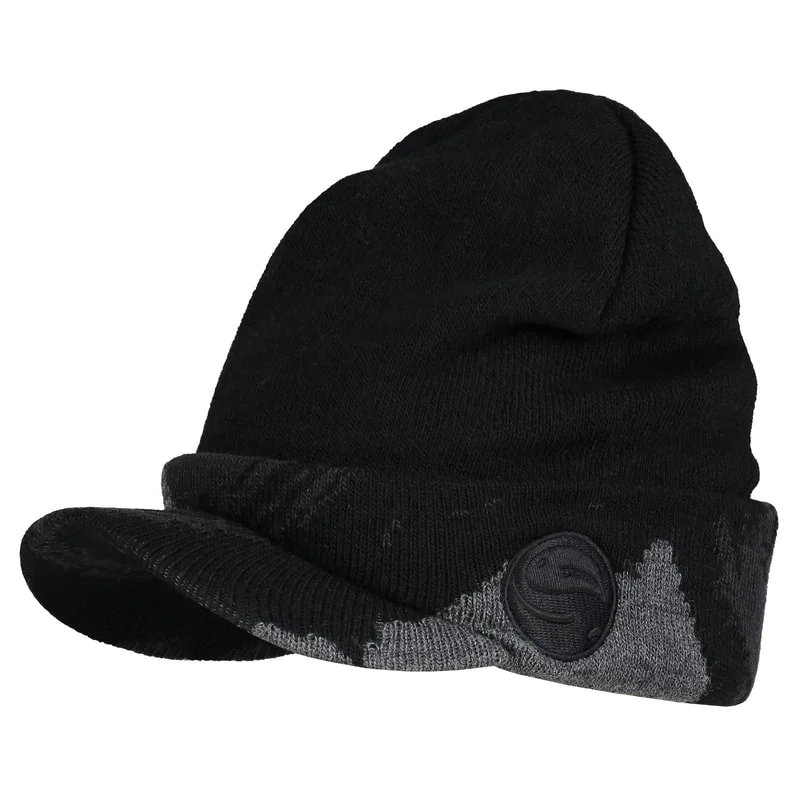 Зимна шапка с козирка GURU Black Peak Beanie