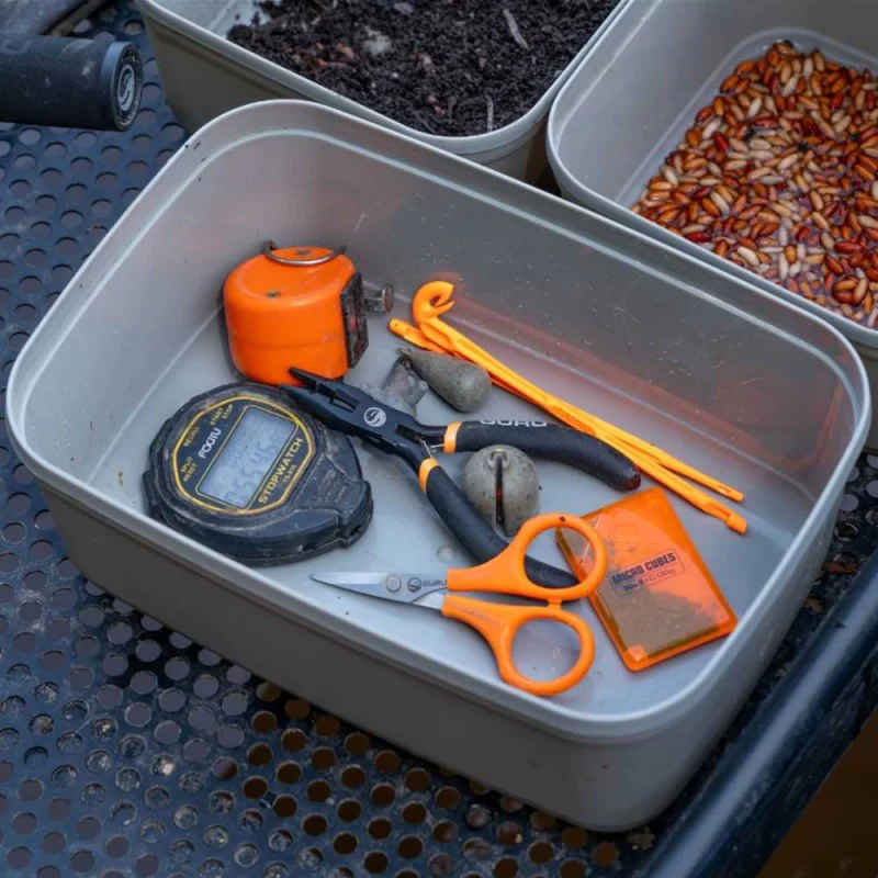 Кутия за стръв GURU Conti Bait Box 5.3 Pint Grey