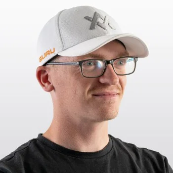 Шапка GURU White Aventus Cap