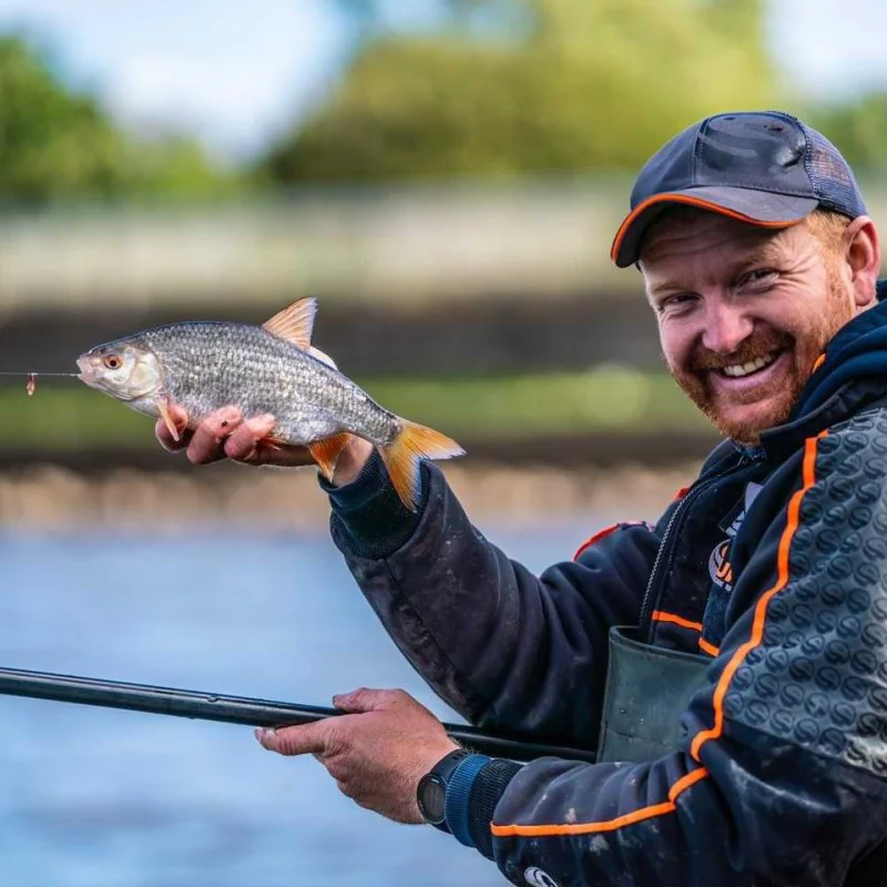 Куки единични GURU Kuranku Micro Barb