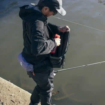 Чанта за примамки JACKALL Shore Gamer Bag - Black