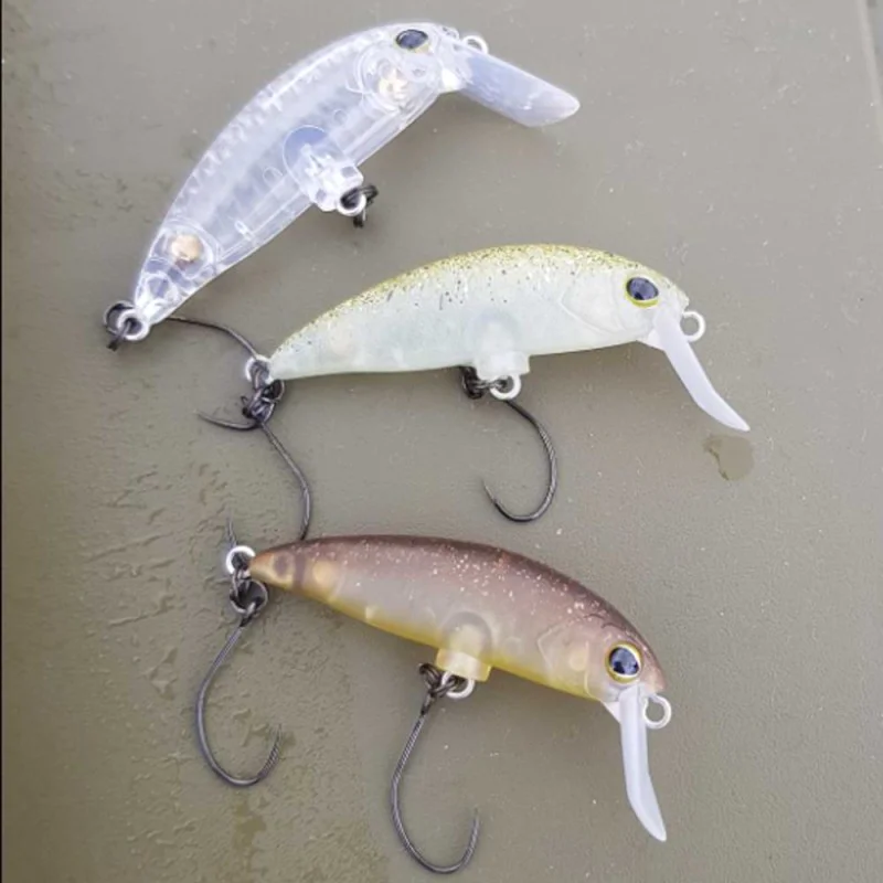 Воблер JACKALL Buri Buri Minnow HF Rattle 40mm 2.1g Floating