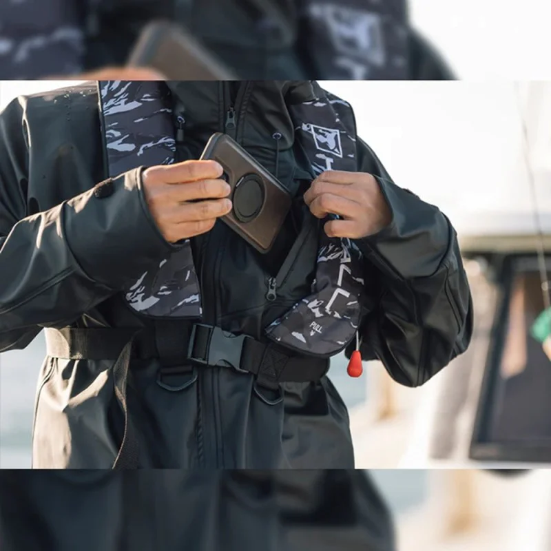 Яке JACKALL Offshore Hydro Jacket - Black