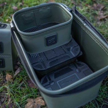 Чанта за аксесоари и стръв KORUM EVA Bait Station