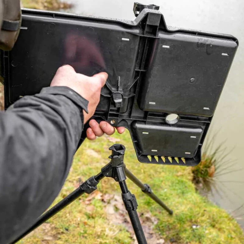 Маса с адаптор KORUM Allrounder Tray-Tripod Adaptor
