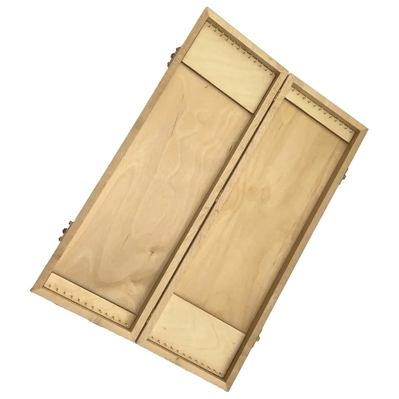 Класьор за поводи MF Wood Rig Case 40cm