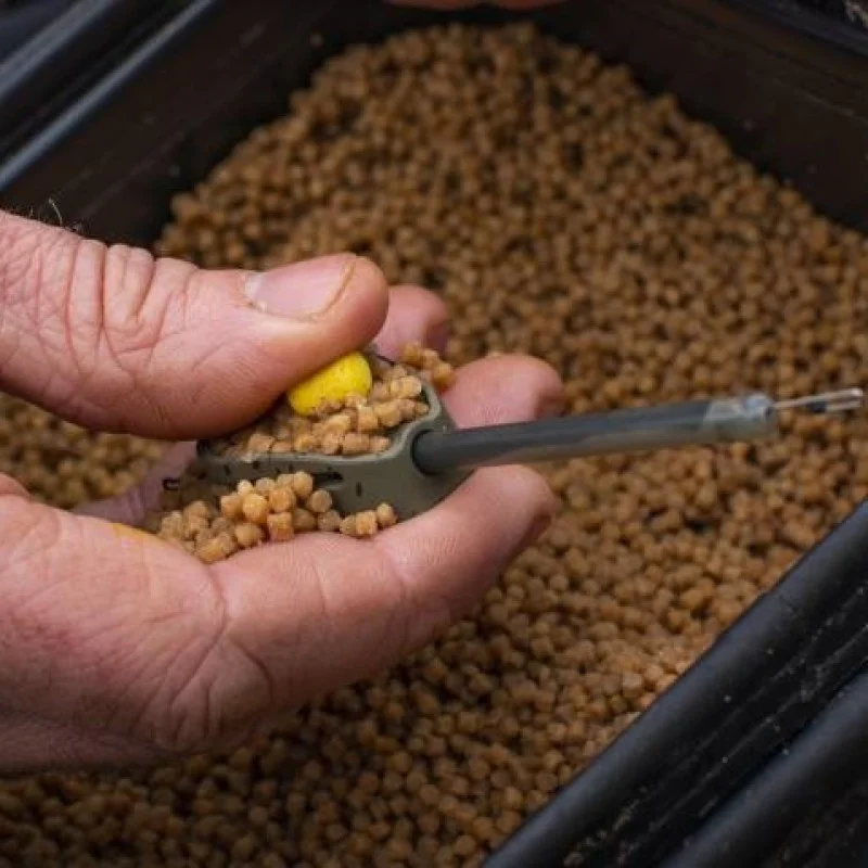 Пелети MAINLINE Match Activated Carp Ceel Pellets 1kg