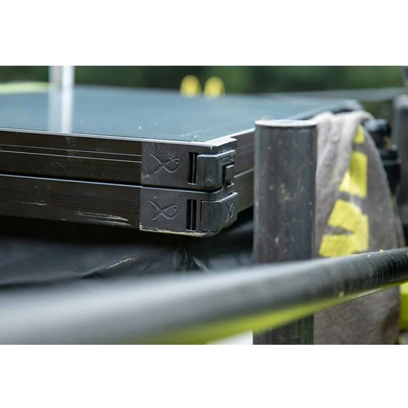 Странична маса MATRIX Pro Feeder Tray