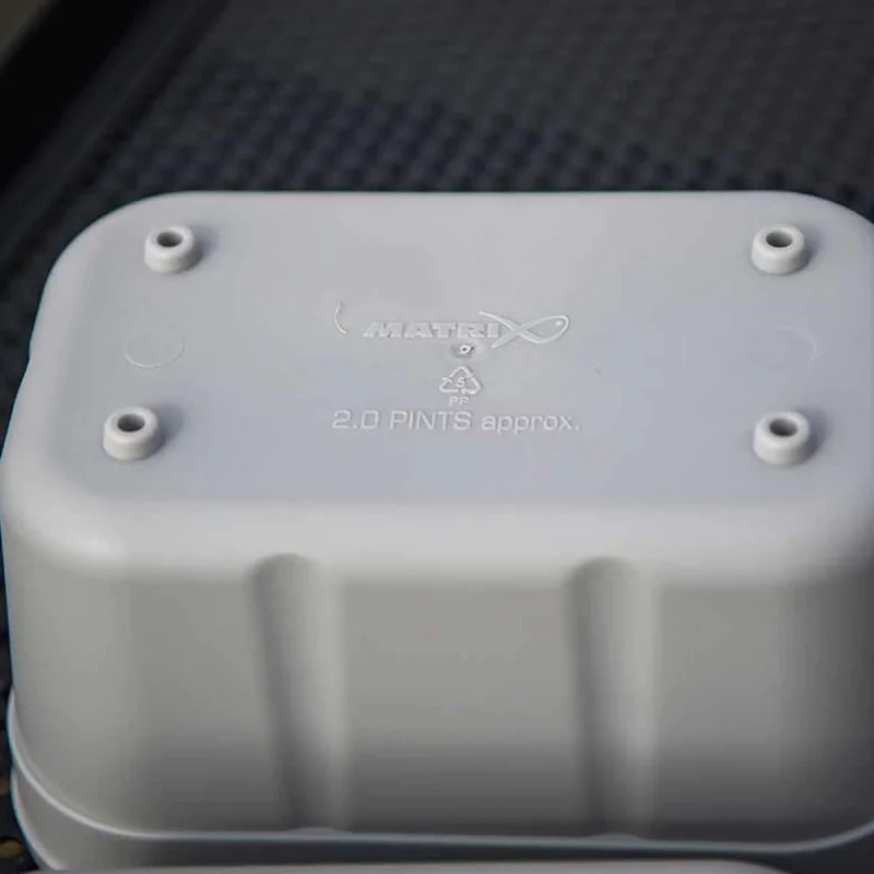 Кутия за стръв MATRIX Air Lock Bait Tub 2.0pts