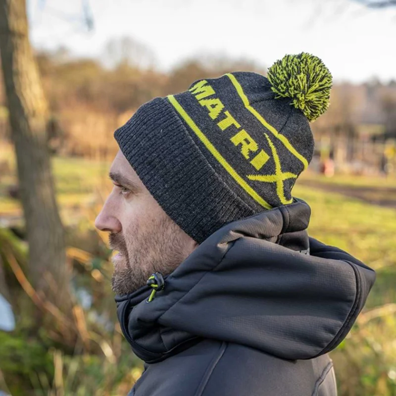 Зимна шапка MATRIX Lime & Grey Bobble Hat