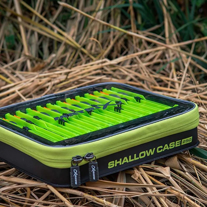 Кутия за аксесоари MATRIX Shallow EVA Case 250