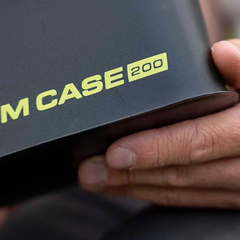 Кутия за аксесоари MATRIX Medium EVA Case 200