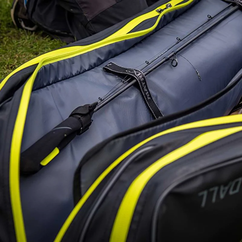 MATRIX Horizon X Rigid Rod Holdall 2 - 4