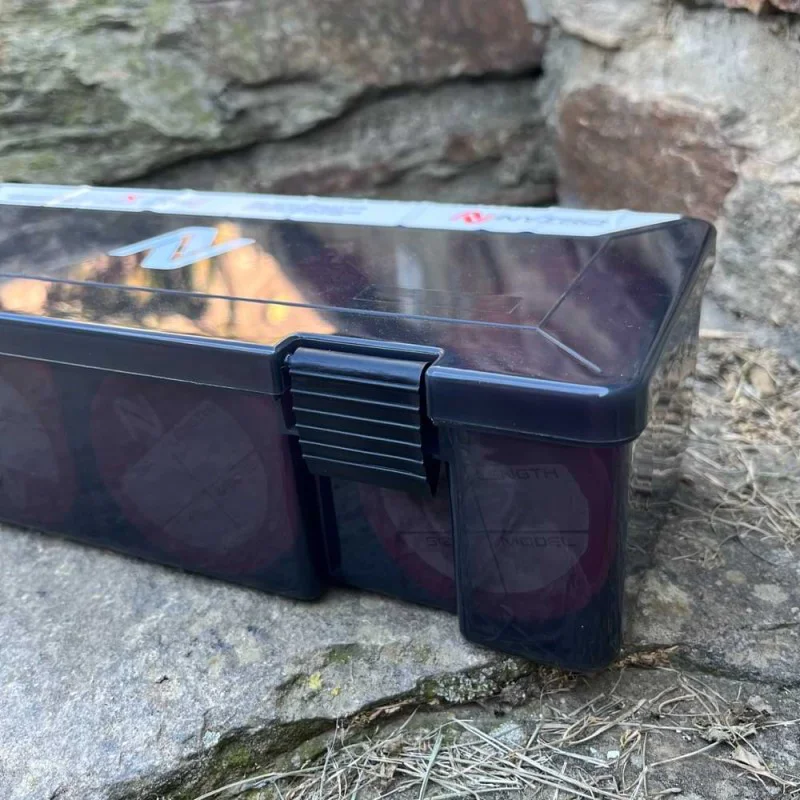 Класьор за поводи NYTRO Starkx FS Feeder Rig Store Box