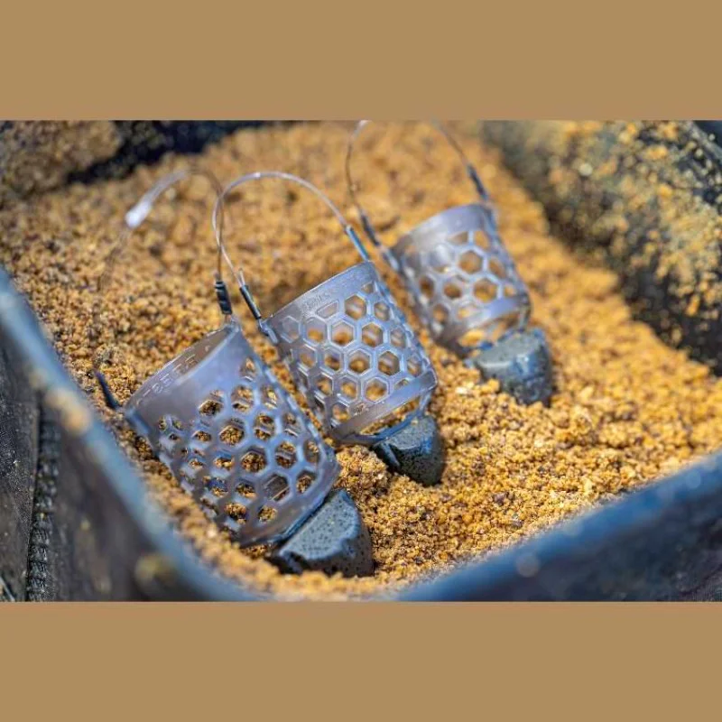 Фидер хранилка PRESTON Hexmesh Plastic Bullet Feeder - Medium