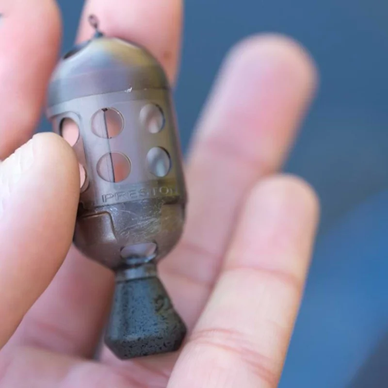 Фидер хранилка PRESTON Carp Maggot Feeder - Large