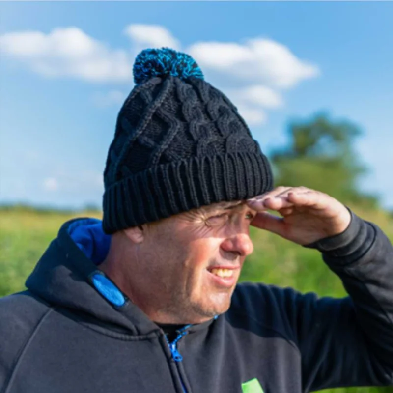 Зимна шапка PRESTON Knitted Bobble