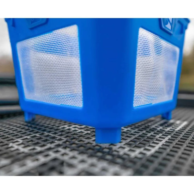 Кутия за стръв PRESTON 3 Pint Ventamesh Tub