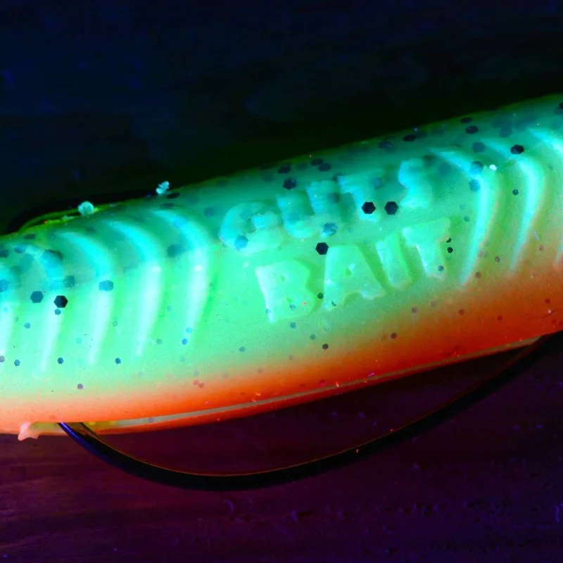 Силиконова примамка SPRO Gutsbait UV 11cm 14g