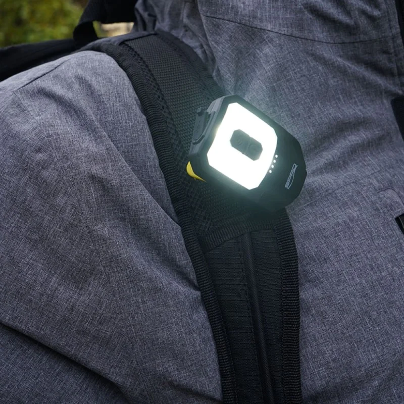 Челник SPRO Multilight Sense USB White-Red 200L