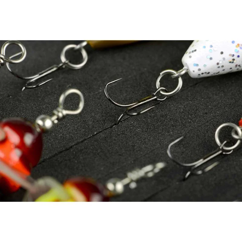 Кутия за примамки SPRO Tackle Box with Eva Board 175x95x30mm