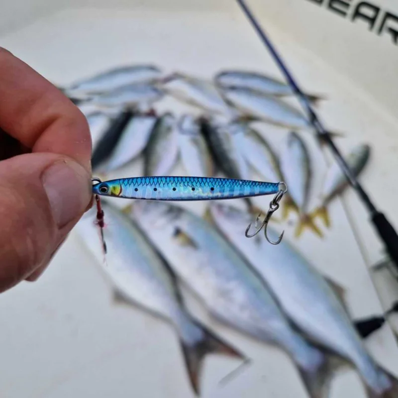 Джиг SAVAGE GEAR Sardine Slider Micro 10cm 30g