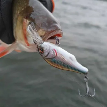 Воблер SAVAGE GEAR Petit Gravity Crank 4cm 5.3g DR Floating