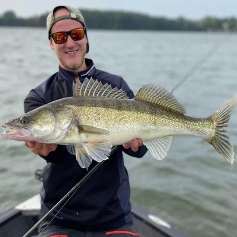 Байткастинг въдица SAVAGE GEAR Revenge SG6 Vertical 1.98m XF 18-42g MH C