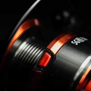 Макара преден аванс SAVAGE GEAR SG2 3000H FD and Graphite Spare Spool