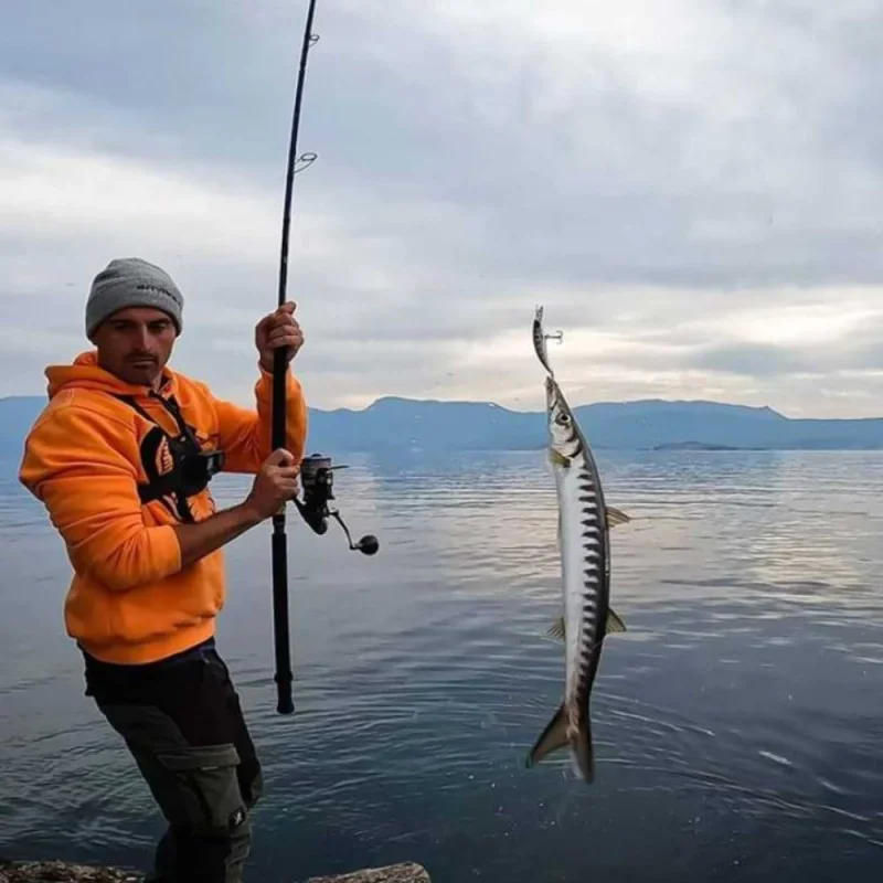 Воблер SAVAGE GEAR Gravity Runner 10cm 37g Fast Sinking